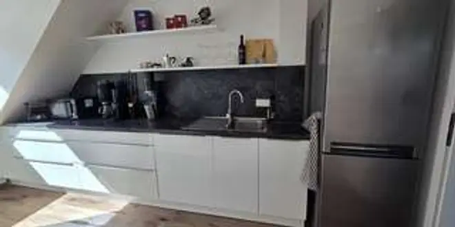 4 Zimmer Wohnung mit 106 m² in Köln – Bild 2