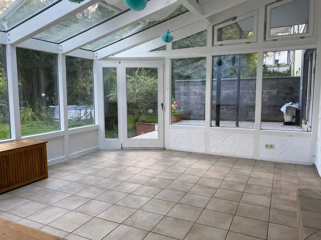 4 Zimmer Wohnung mit 105 m² in Bonn – Bild 1