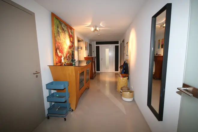 5 Zimmer Wohnung mit 126 m² in Frankfurt am Main – Bild 2
