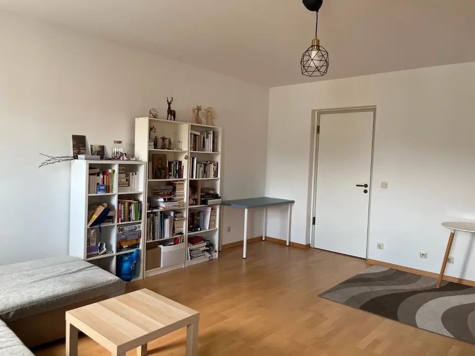 2 Zimmer Wohnung mit 69 m² in Dresden – Bild 2