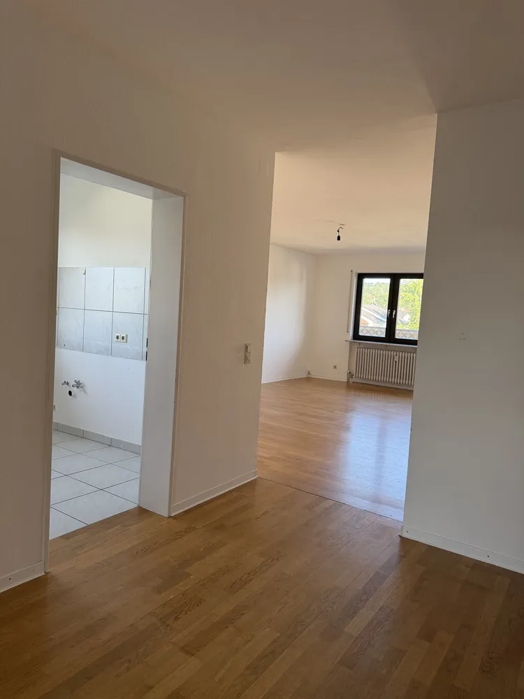 4 Zimmer Wohnung mit 107 m² in Baden-Baden – Bild 2