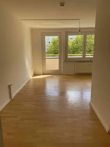 3 Zimmer Wohnung mit 80 m² in Dresden – Bild 3