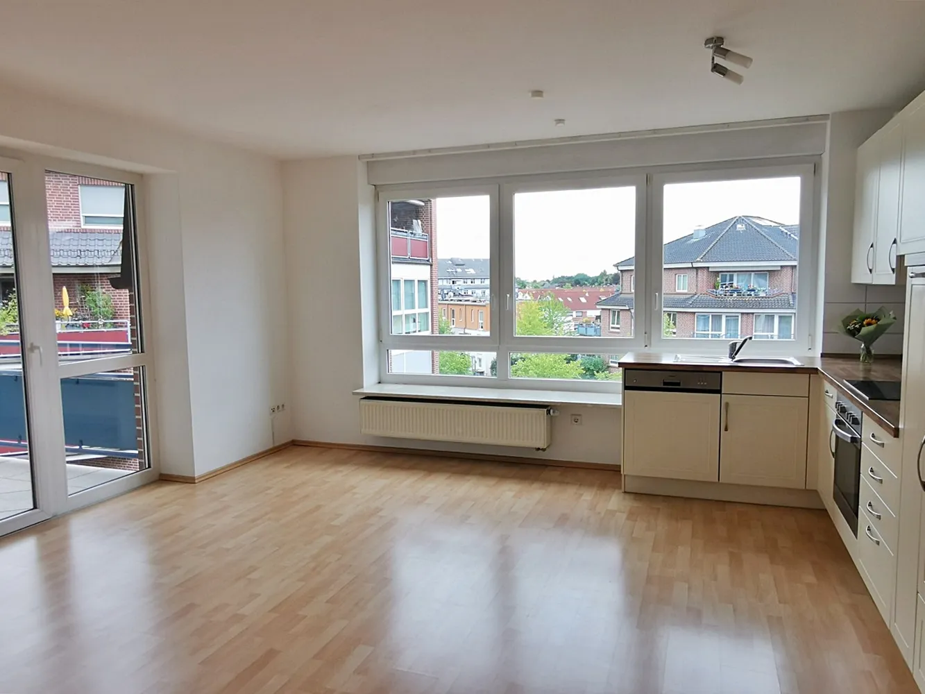 3 Zimmer Wohnung mit 83 m² in Bremen – Bild 2