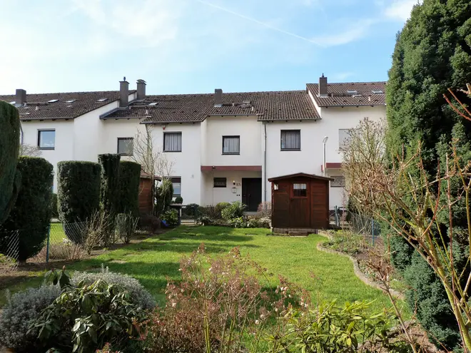5 Zimmer Haus mit 150 m² in Frankfurt am Main – Bild 2