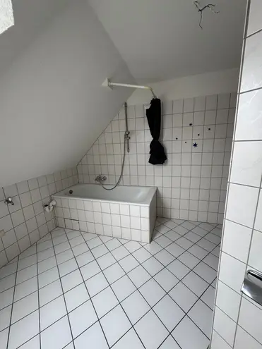 4 Zimmer Wohnung mit 118 m² in Duisburg – Bild 8