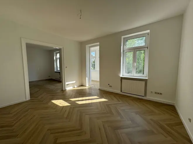 4 Zimmer Wohnung mit 104 m² in Wiesbaden – Bild 2