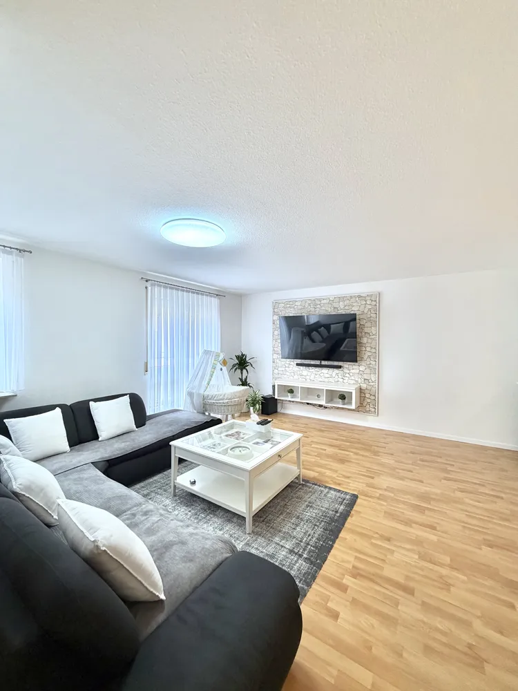 3 Zimmer Wohnung mit 82 m² in Pforzheim – Bild 2