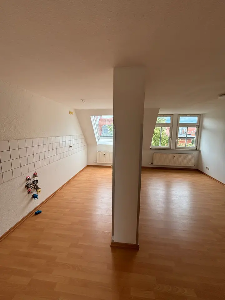 2 Zimmer Wohnung mit 55 m² in Erfurt – Bild 2