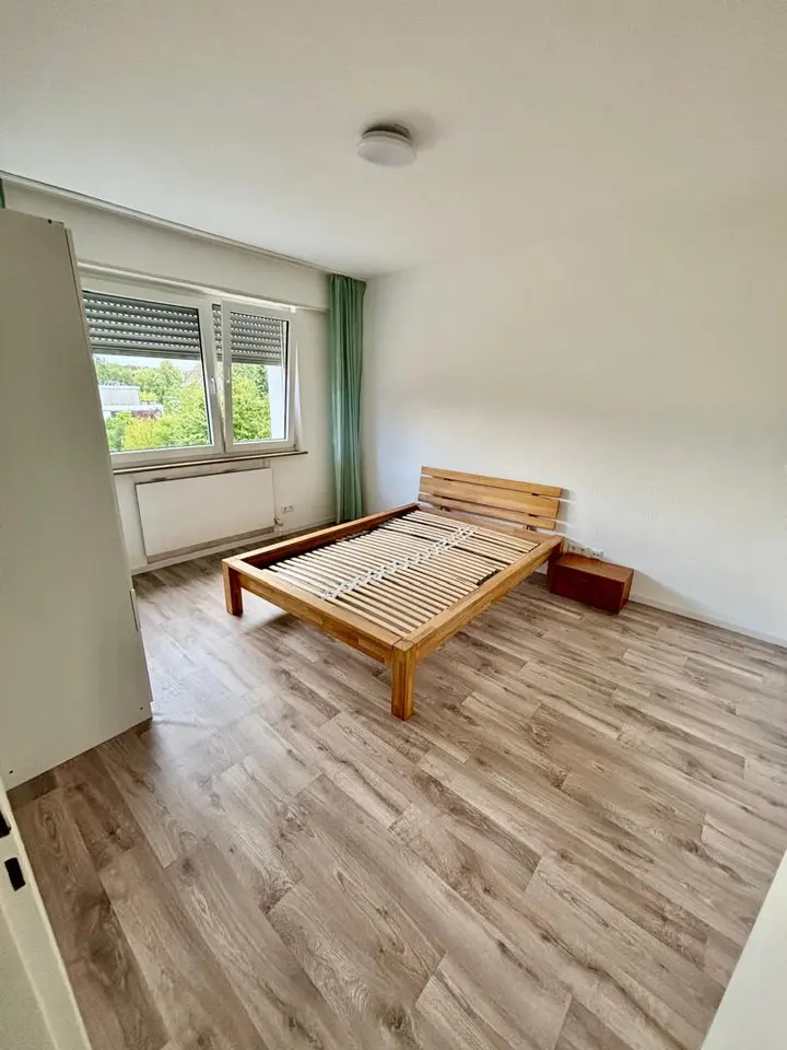 3 Zimmer Wohnung mit 76 m² in Karlsruhe – Bild 2
