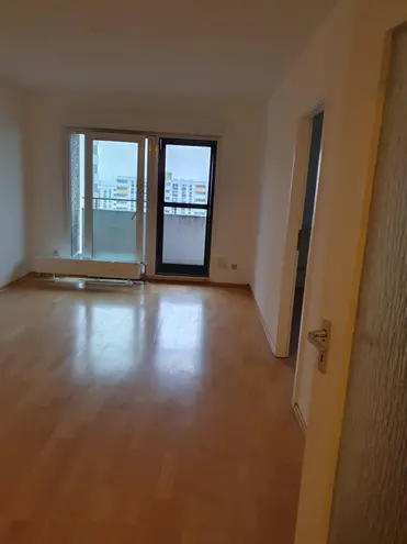 2 Zimmer Wohnung mit 42 m² in Frankfurt am Main – Bild 6