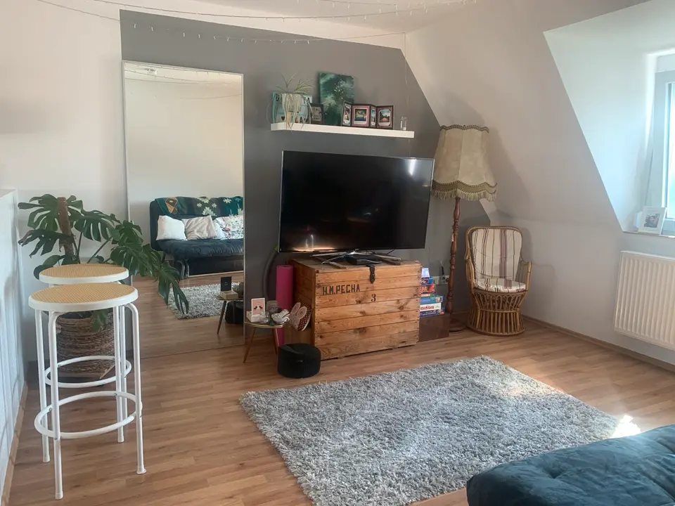 WG-Zimmer mit 63 m² in Würzburg – Bild 2