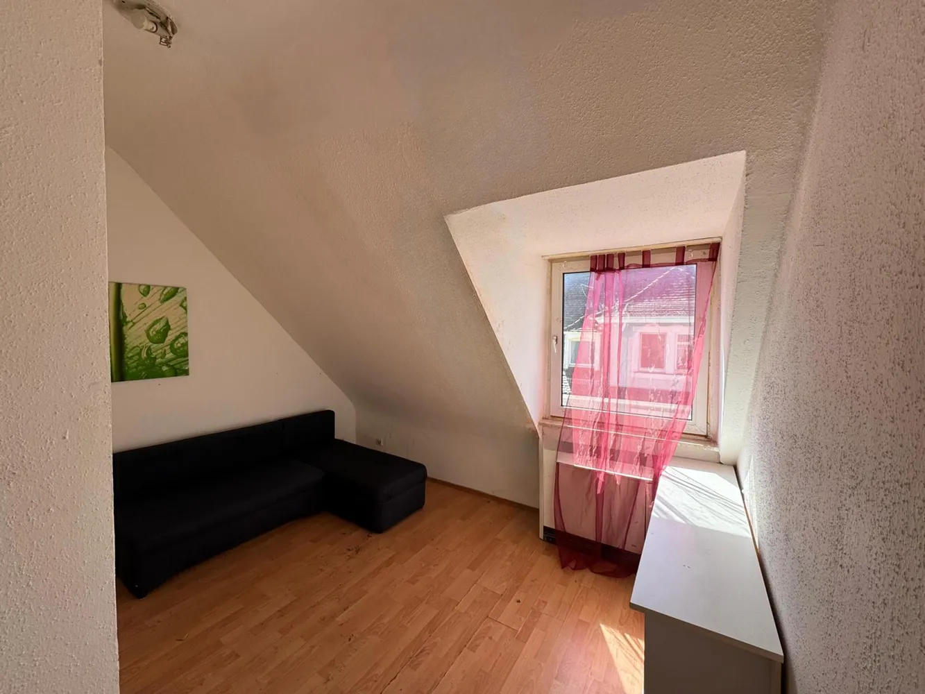 4 Zimmer Wohnung mit 68 m² in Pforzheim – Bild 2