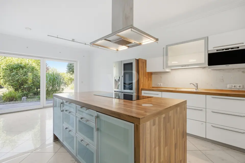 6 Zimmer Haus mit 249 m² in Wilhelmshaven – Bild 8