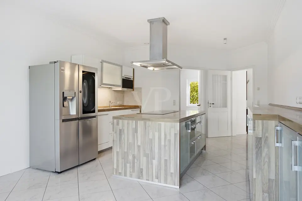 6 Zimmer Haus mit 249 m² in Wilhelmshaven – Bild 9