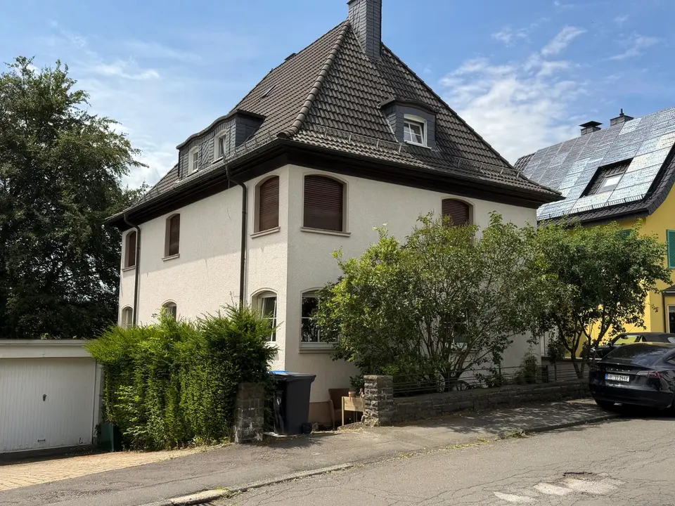 4 Zimmer Wohnung mit 96 m² in Siegen – Bild 1