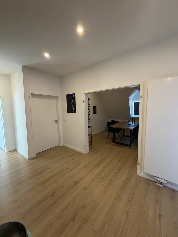 4 Zimmer Wohnung mit 95 m² in Hannover – Bild 1