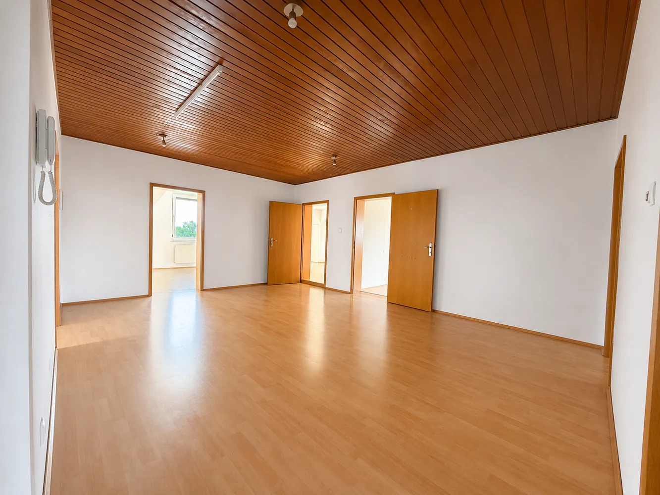 6 Zimmer Wohnung mit 160 m² in Oberhausen – Bild 6