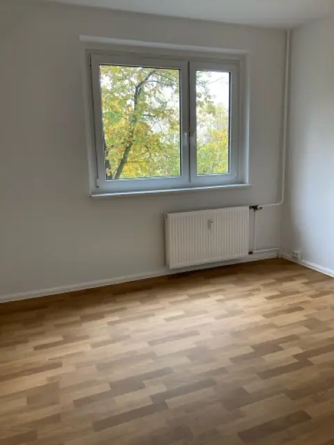 2 Zimmer Wohnung mit 42 m² in Erfurt – Bild 2