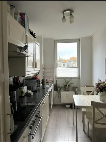 2 Zimmer Wohnung mit 65 m² in Leverkusen – Bild 1