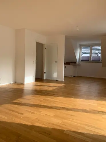 2 Zimmer Wohnung mit 67 m² in Mainz – Bild 2