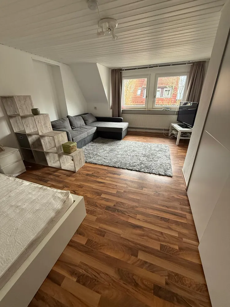 1 Zimmer Wohnung mit 45 m² in Erlangen – Bild 2