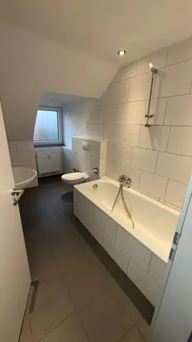 4 Zimmer Wohnung mit 130 m² in Oldenburg – Bild 6