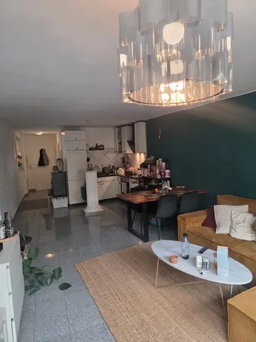 2 Zimmer Wohnung mit 85 m² in Bonn – Bild 1