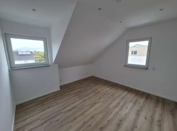 4 Zimmer Wohnung mit 85 m² in Mörfelden-Walldorf – Bild 2
