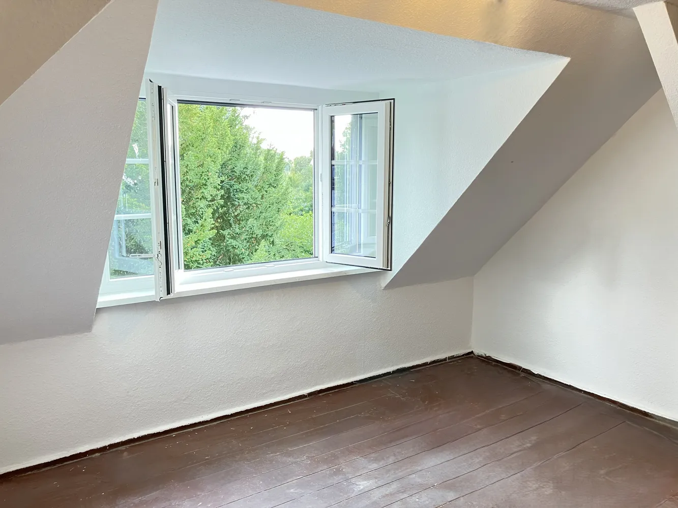 5 Zimmer Wohnung mit 136 m² in Dessau-Roßlau – Bild 10