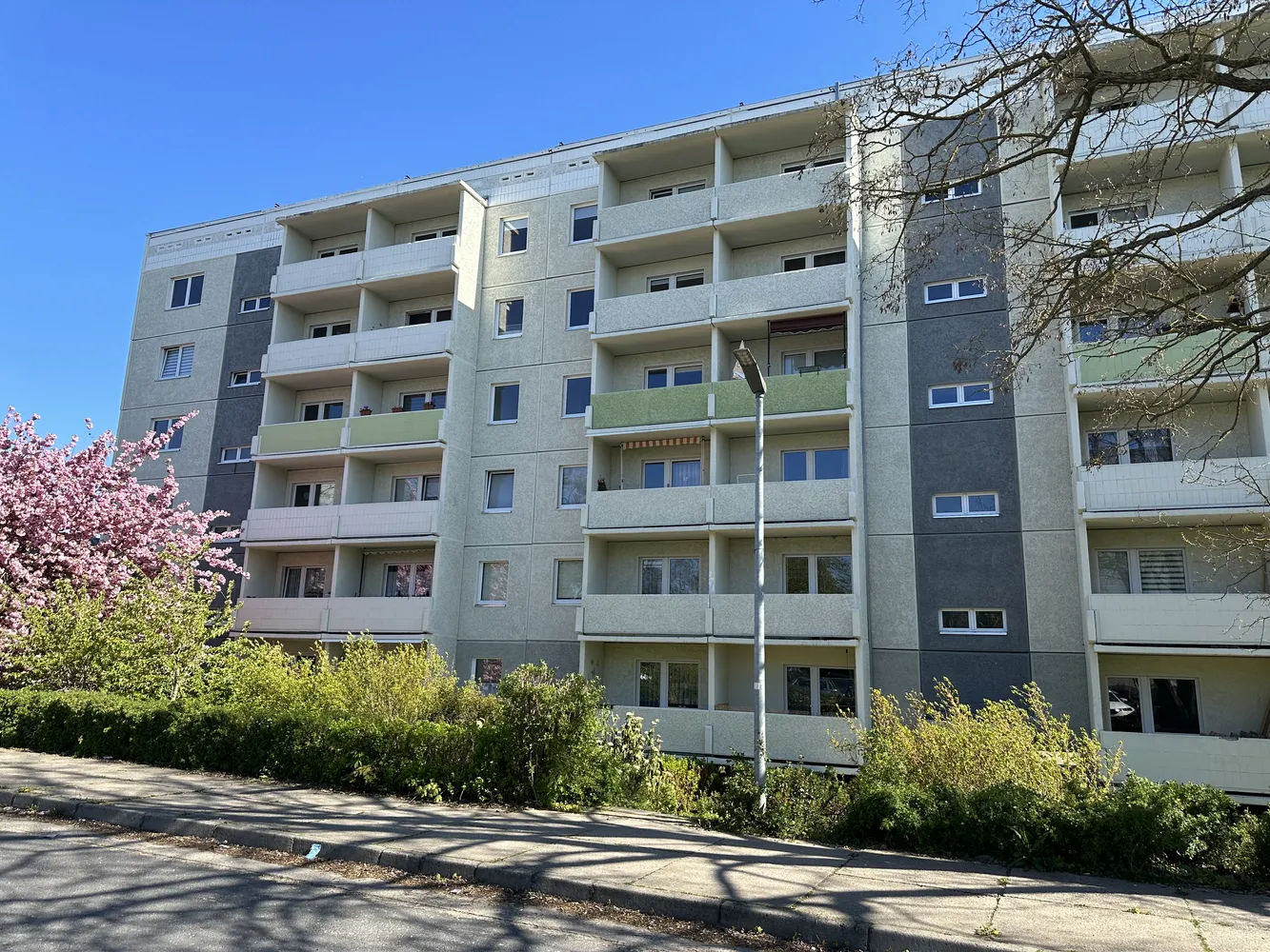 3 Zimmer Wohnung mit 62 m² in Neubrandenburg – Bild 2