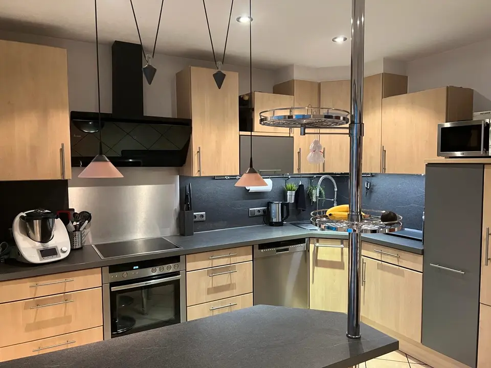 5 Zimmer Haus mit 140 m² in Würzburg – Bild 2