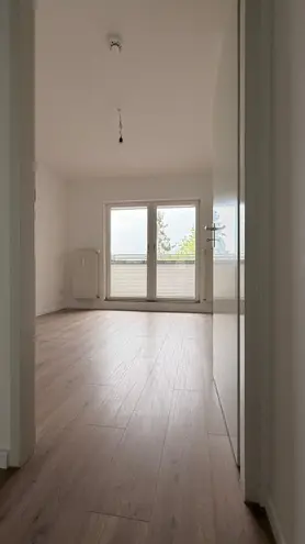 3 Zimmer Wohnung mit 95 m² in Berlin – Bild 2