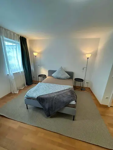WG-Zimmer mit 12 m² in München – Bild 2