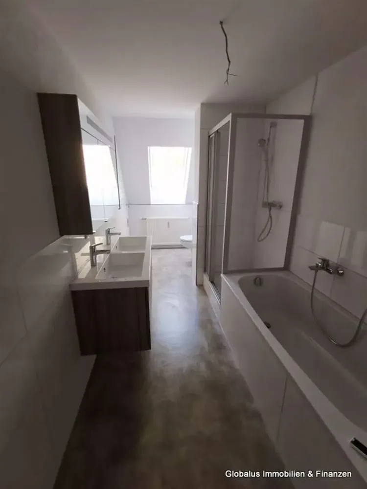 4 Zimmer Wohnung mit 90 m² in Plauen – Bild 3