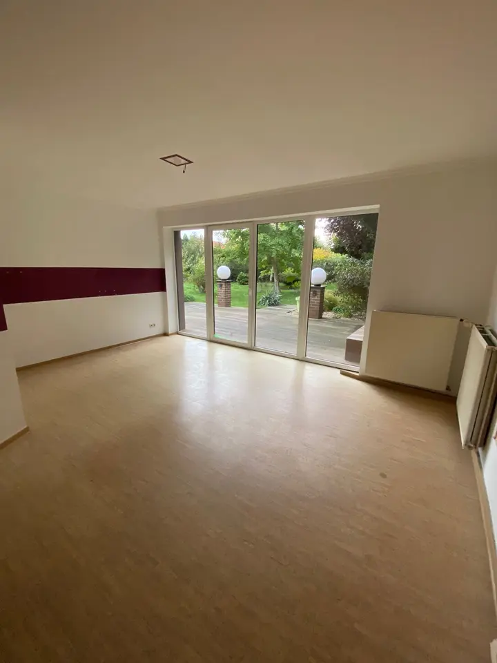 4 Zimmer Haus mit 177 m² in Cottbus – Bild 1