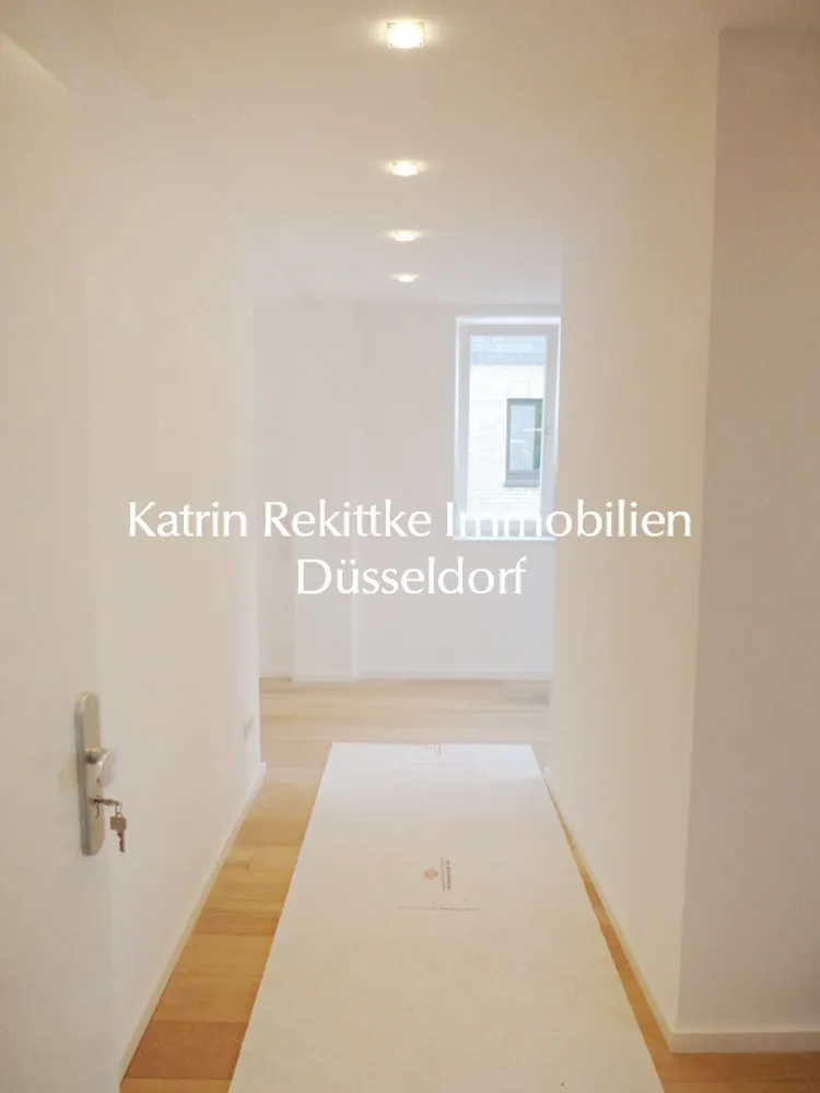 4 Zimmer Wohnung mit 125 m² in Düsseldorf – Bild 3