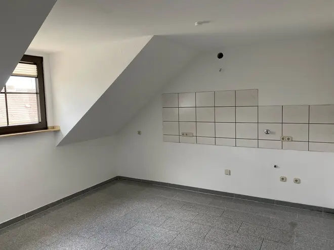 2 Zimmer Wohnung mit 79 m² in Duisburg – Bild 12