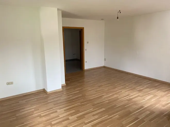 2 Zimmer Wohnung mit 79 m² in Duisburg – Bild 2