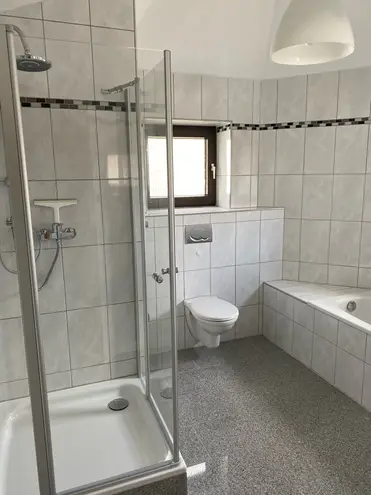 2 Zimmer Wohnung mit 79 m² in Duisburg – Bild 7