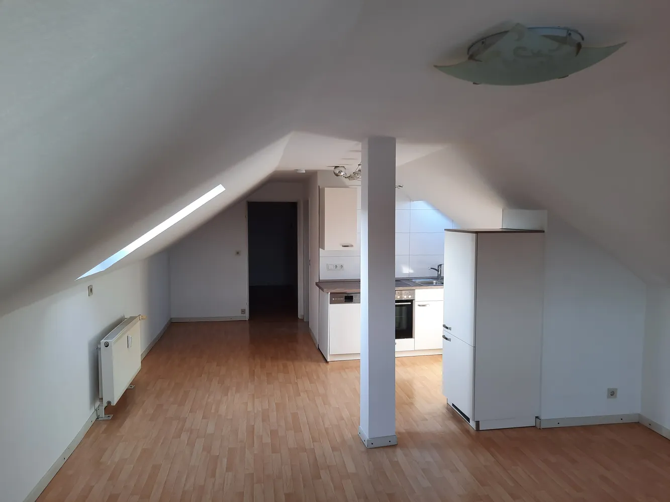 2 Zimmer Wohnung mit 54 m² in Wiesbaden – Bild 2