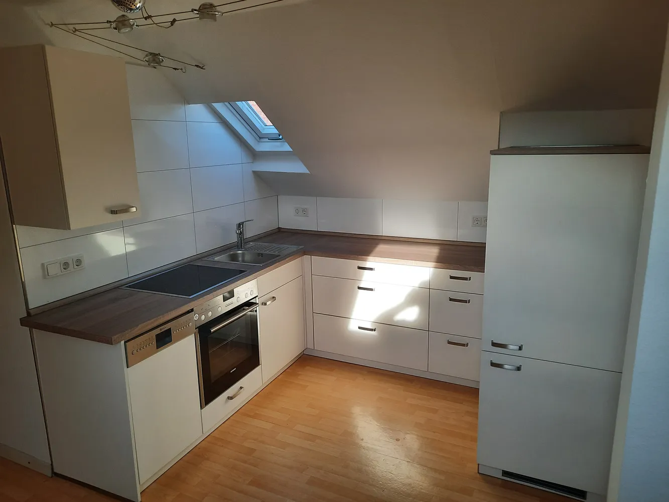 2 Zimmer Wohnung mit 54 m² in Wiesbaden – Bild 3
