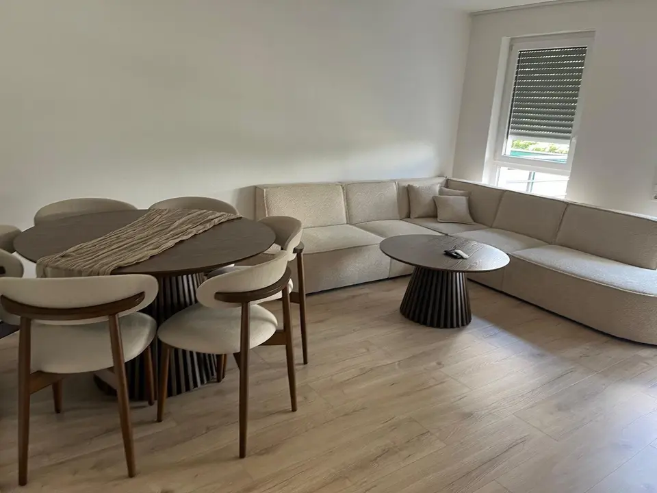 4 Zimmer Wohnung mit 73 m² in Bottrop – Bild 2