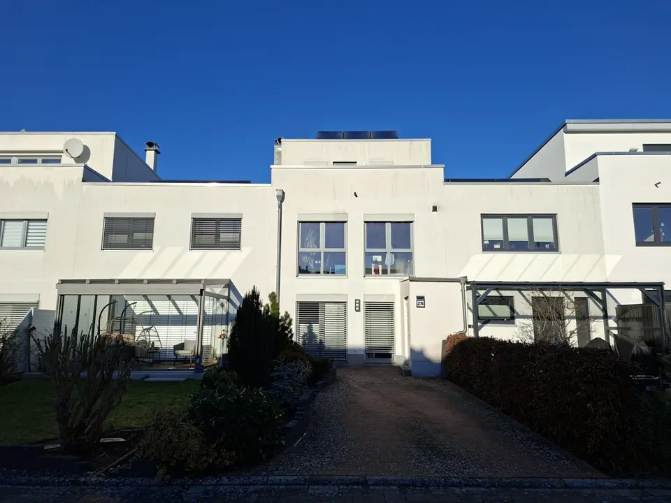 4 Zimmer Haus mit 168 m² in Schwerin – Bild 2