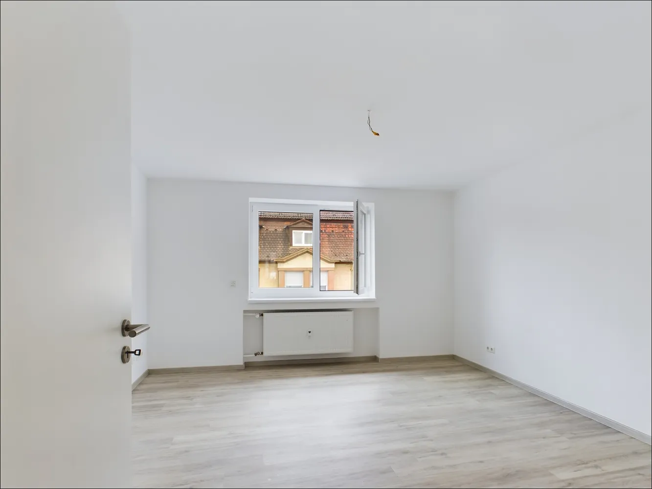 4 Zimmer Wohnung mit 111 m² in Aschaffenburg – Bild 2