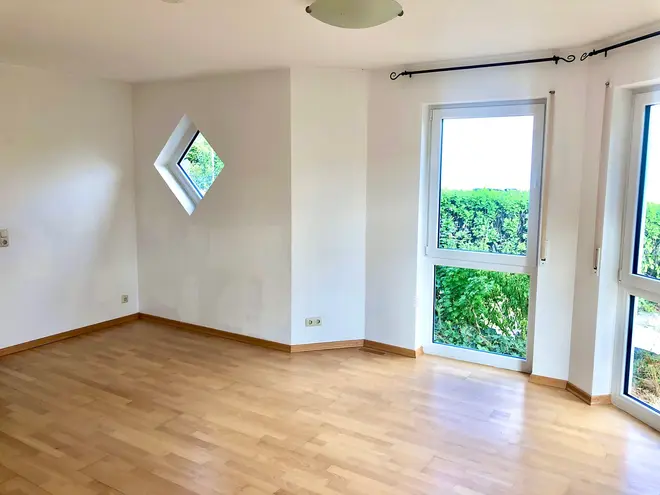 5 Zimmer Haus mit 140 m² in Wiesbaden – Bild 4