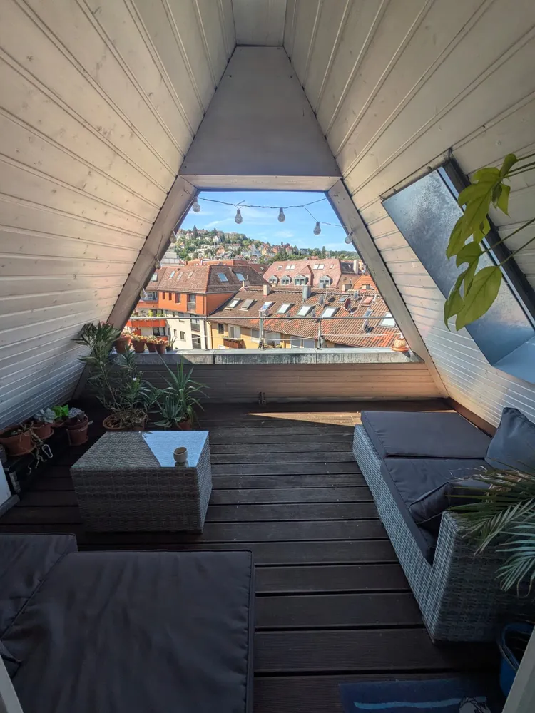 4 Zimmer Wohnung mit 123 m² in Stuttgart – Bild 1