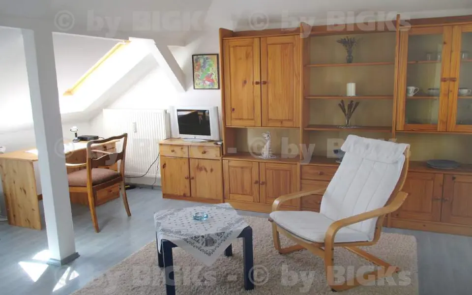 WG-Zimmer mit 25 m² in Limbach-Oberfrohna – Bild 1