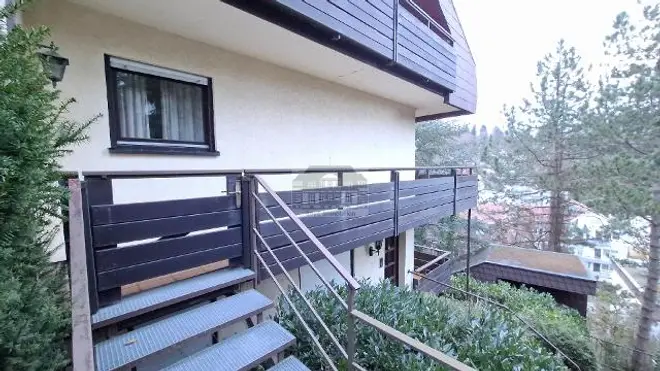 5 Zimmer Haus mit 213 m² in Baden-Baden – Bild 2
