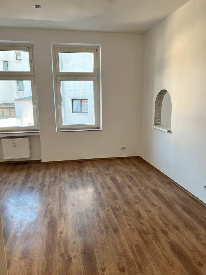 5 Zimmer Wohnung mit 103 m² in Duisburg – Bild 1