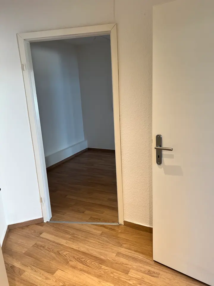5 Zimmer Wohnung mit 103 m² in Duisburg – Bild 2